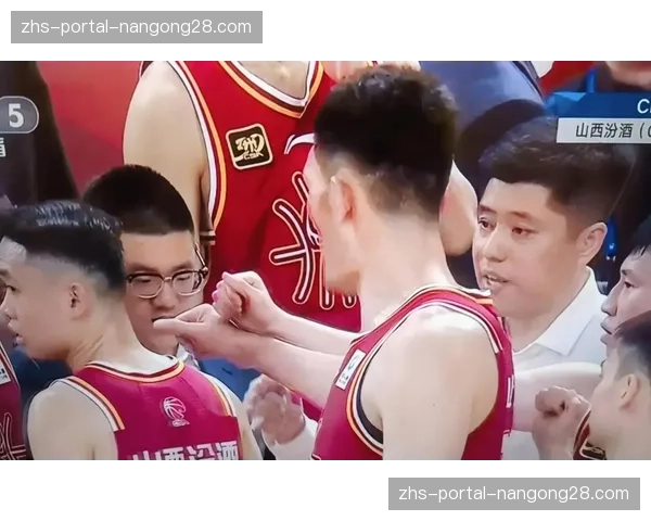 山西队主场球迷喊-黑哨-遭警告，赛场秩序管理加强